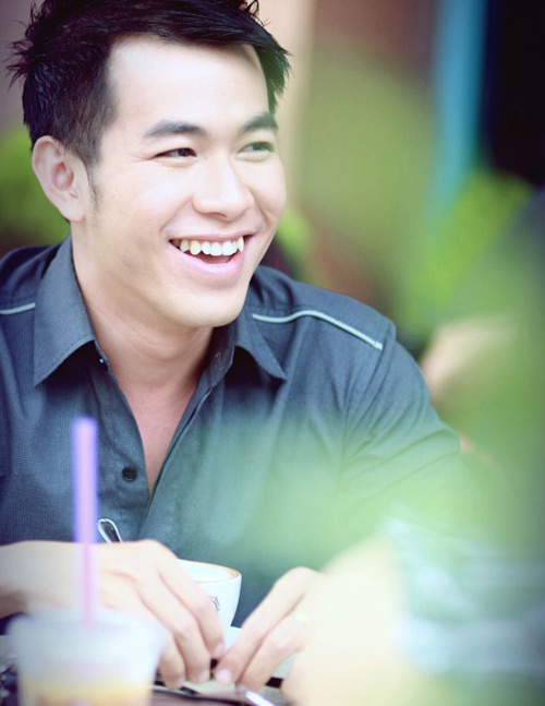 Uyên Linh-Hồ Trung Dũng chung giấc mộng, Ca nhạc - MTV, Uyen Linh, Ho Trung Dung, ban nhac Anh Em, Giac mong dem he, The Rooftop, Am nhac tren tang cao, Besame Mucho, Feeling Good, Trinh Cong Son, Pham Duy, Giac mo toi, Vietnam Idol, chi la giac mo, cam on tinh yeu