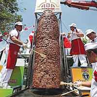 Xiên thịt lớn nhất thế giới