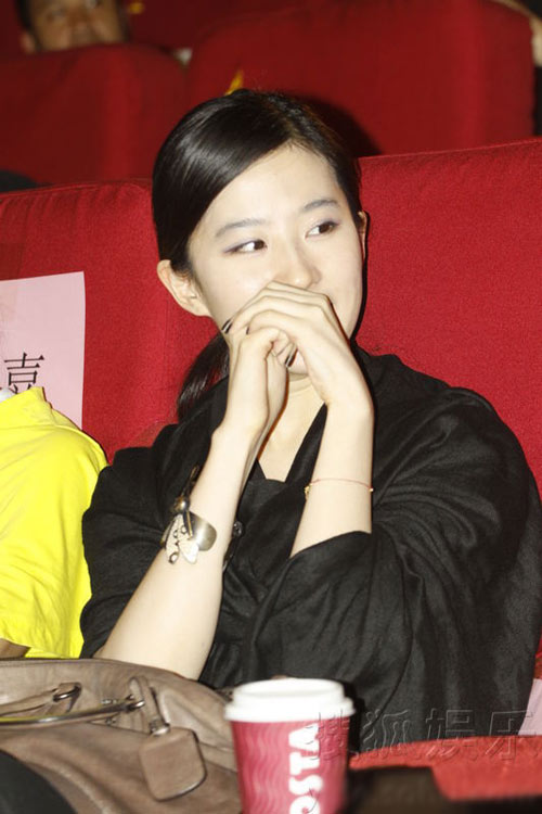 Lưu Diệc Phi dịu dàng, xinh tươi, Phim, Luu diec phi,ly bang bang,duong mich,dien vien trung quoc,trieu van trac,my nhan hoa ngu,hau truong phim,thien nu u hong,cach mang tan hoi,cung toa tam ngoc,hoa bi 2,tin tuc