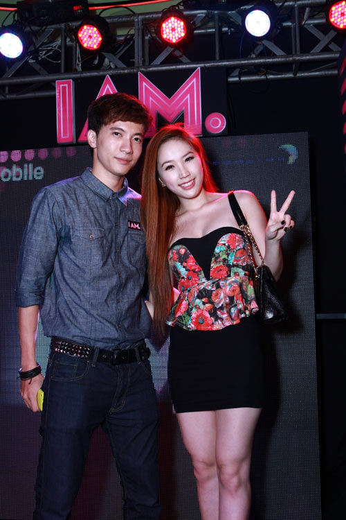 Trang Nhung rạng rỡ tại buổi ra mắt phim, Phim, 