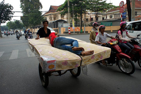 Những ảnh độc đáo chỉ có ở Việt Nam (55), Cười 24H, chi co o viet nam, tranh vui, anh vui, tranh hai, bao, hoi quan cuoi, cuoi 24h