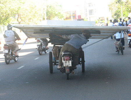 Những hình ảnh chỉ có ở Việt Nam (64), Cười 24H, tranh vui, chi co o viet nam, anh vui, tranh hai, anh hai, bao, cuoi 24h