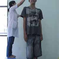 29/6: Phẫu thuật cho người khổng lồ