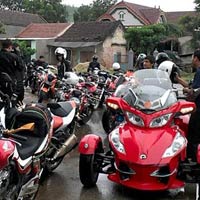 Ngắm dàn mô tô "khủng" quần tụ