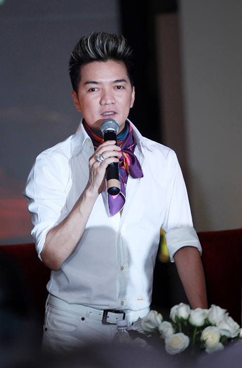 Mr. Đàm làm liveshow “khủng” nhất sự nghiệp, Ca nhạc - MTV, Dam Vinh Hung, Mr Dam, liveshow, 15 nam ca hat, so phan, ca si, tin tuc