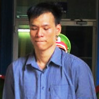 Kẻ đồi bại giết bạn, thả xác trôi sông