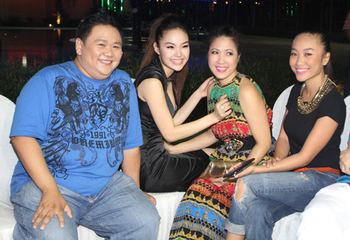Minh Hằng suýt té lộn vì Nguyên Vũ, Ca nhạc - MTV, Minh Hang, Nguyen Vu, Buoc nhay hoan vu, tiec chung mung, quan quan, te nhao, ca si, tin tuc