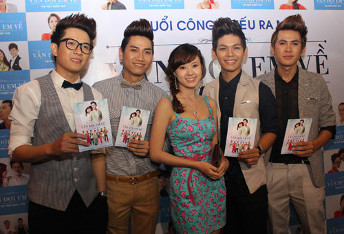 Hà Hồ trẻ trung ủng hộ V.Music, Ca nhạc - MTV, Ho Ngoc Ha, Ha Ho, Vmusic, phim ngan, Van Trang, Thanh Thuy, Khanh Thy, ca si, tin tuc