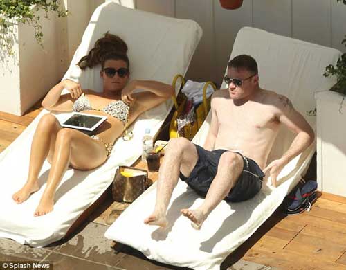 Vợ chồng Rooney du hý giải sầu Euro, Tin bên lề bóng đá, Bóng đá, rooney, wayne rooney, vo chong rooney, coleen rooney, euro 2012, lich thi dau euro, lich euro 2012, lich dau euro, lich dau euro 2012, ket qua euro 2012, bang xep hang euro 2012, video euro 2012, bong da, bong da 24h, bao bong da, ket qua bong da, lich thi dau bong da