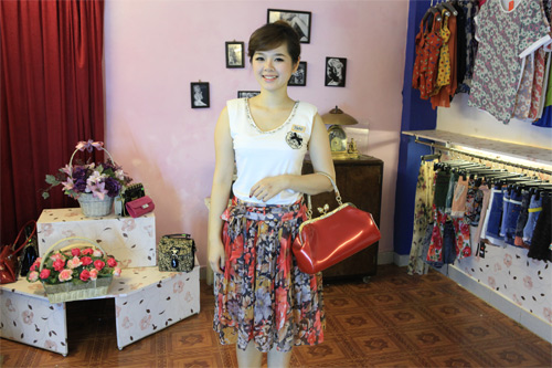 Bay bổng trong nắng hè với chân váy hoa, Thời trang, chan vay, chan vay hoa, video, thoi trang 2012, he 2012