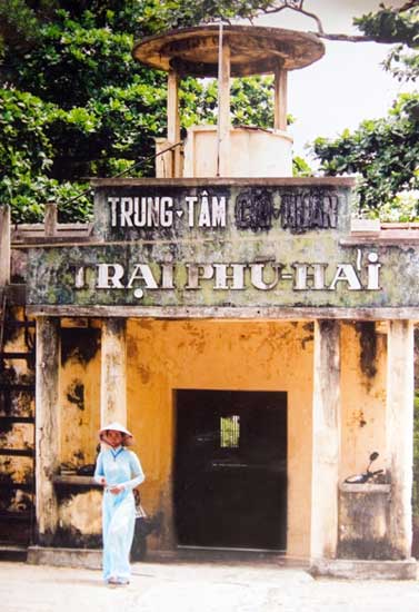 Nhà tù Côn Đảo và chuyến bè vượt ngục - 2