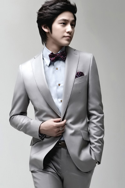 "Say nắng" vì vẻ bảnh bao của Kim Bum - 3