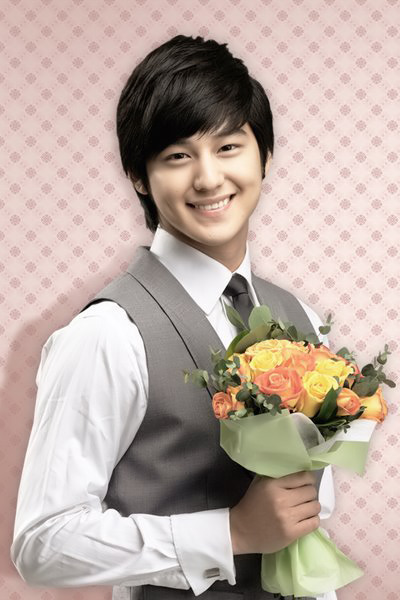 "Say nắng" vì vẻ bảnh bao của Kim Bum - 6