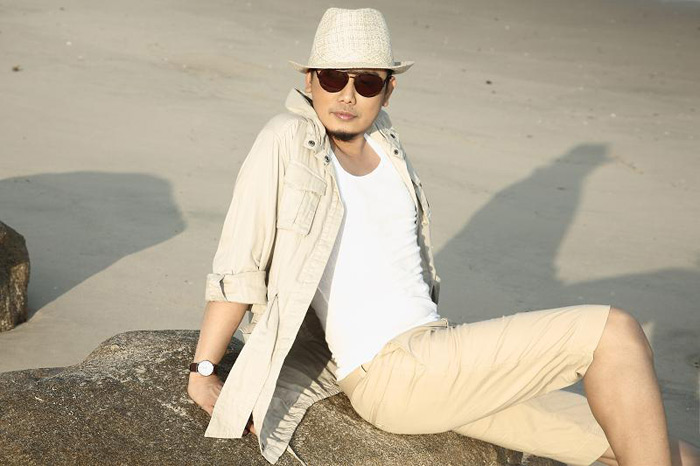 NTK Võ Việt Chung làm… người mẫu - 18