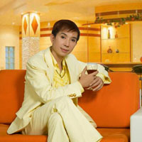 Long Nhật thừa nhận có quan hệ đồng tính