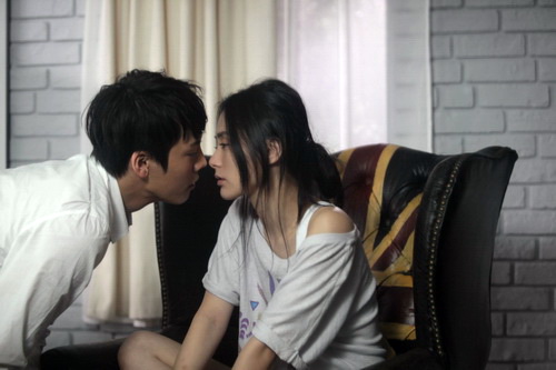 "Chung Hân Đồng diễn cảnh sex rất cừ", Phim, Ex, Hương vị trái cấm, Chung Hân Đồng, Trần Vỹ Đình, tình cảm, phim mới, Hong Kong, lãng mạn, cảnh nóng, khoả thân