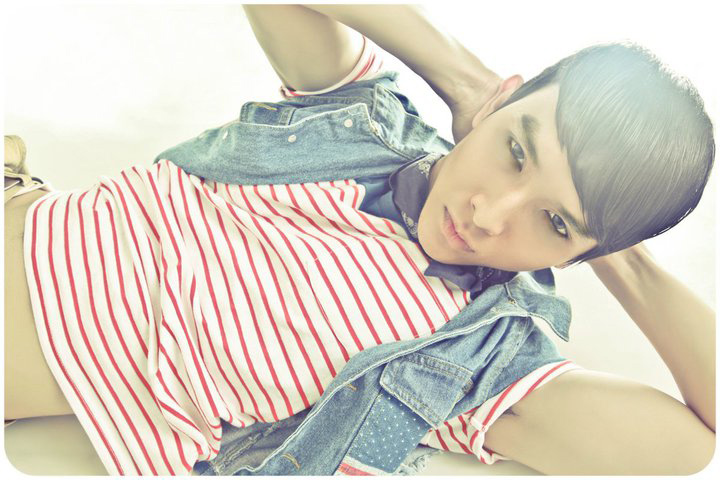 Tạo hình sexy như “hot boy” Chan Than San - 13