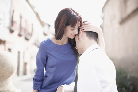 Hạnh phúc chồng trẻ vợ già - 1