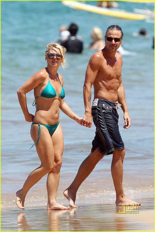Britney Spears cũng khao khát nude, Ca nhạc - MTV, cong chua nhac pop, britney spears, Jason Trawick, nude,hen ho, hanh phuc, hawaii