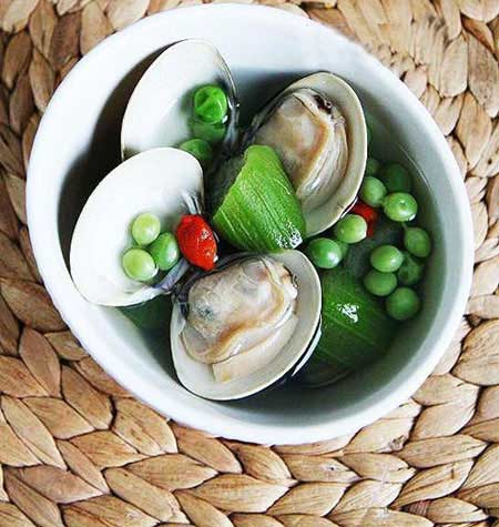 Canh mướp nấu ngao giải nhiệt - 6