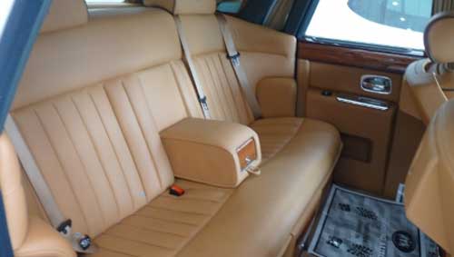 Siêu xe Rolls-Royce Phantom có màu lạ tại Hà Nội - 15