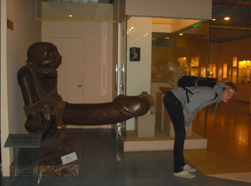 Bảo tàng "nhạy cảm" nhất thế giới - 6