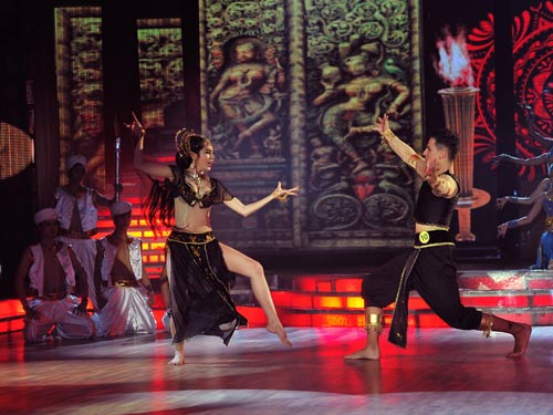 Thủy Tiên trổ tài chinh phục trăn, Ca nhạc - MTV, Thuy Tien, Thuy Tien tro tai chinh phuc tran, Buoc nhay hoan vu 2011
