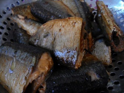 Béo ngậy cá thu Nhật kho chua cay - 3