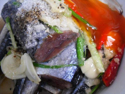 Béo ngậy cá thu Nhật kho chua cay - 1
