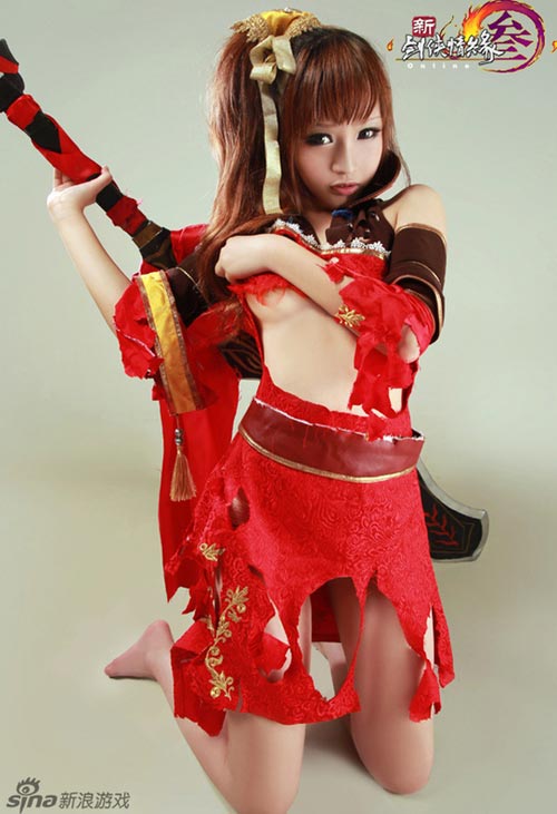 Ngắm mỹ nữ quần áo "tả tơi" trong cosplay VLTK 3, Công nghệ thông tin, Ngam my nu quan ao ta toi trong cosplay VLTK 3, my nu quan ao ta toi, ngam my nu, chan dai, nguoi dep, cosplay VLTK 3