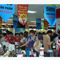 Thoải mái mua sắm giữa một “rừng” khuyến mại