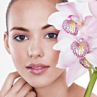 Lợi gì khi rửa mặt buổi sáng