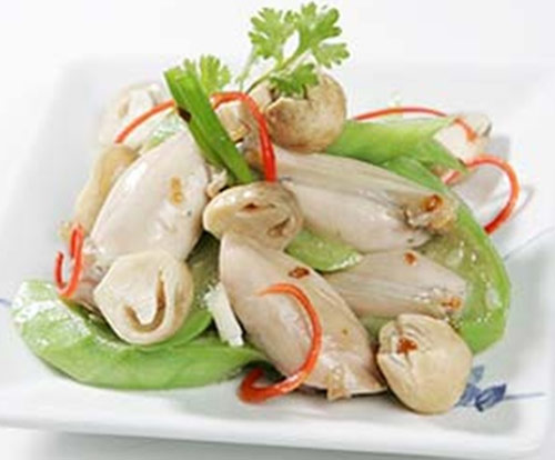 Ngọt thơm món ếch xào mướp - 1