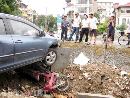 Kinh hoàng "xe điên" gây tai nạn liên hoàn - 3