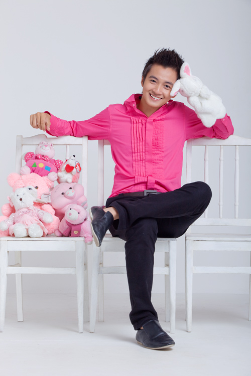 Ngô Kiến Huy nhí nhảnh cùng màu nổi, Thời trang, ngo kien huy, thoi trang nam, phong cach thoi trang sao, thuy vinh, thanh thao