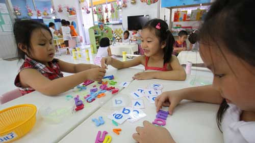 Bảng chữ cái TV: Không thể thiếu F, J, W, Z - 2