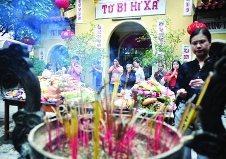 Cúng quanh năm không bằng rằm tháng Bảy - 1