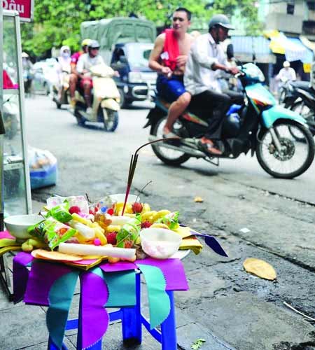 Cúng quanh năm không bằng rằm tháng Bảy - 3