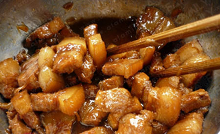 Đượm vị thịt kho nước cốt dừa - 8