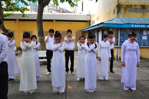 Angela Phương Trinh suýt "tự tử", Phim, tieu thu di hoc, angela phuong trinh, hoang thien long, thuy tien, thuong milano,hang phim phuoc sang, phim tin tuc