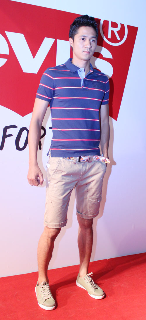 Diện jeans đẹp như mẫu Việt, Thời trang, lan huong, quang hoa, ngoc quyen, mih tu, nogc oanh, thoi trang jean, thoi trang thu 2011