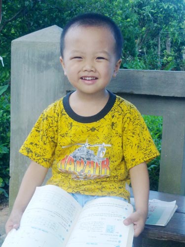 "Thần đồng" 4 tuổi gây xôn xao xứ Lạng - 2
