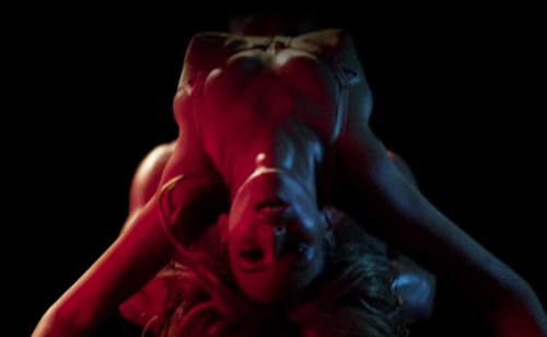 Beyonce toàn thân lấp lánh ánh vàng, Ca nhạc - MTV, Beyonce, album 4, ca sĩ, Nu hoang sexy, Jay Z, Girls (Who Run The World), ca nhac, tin tuc