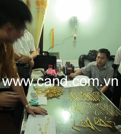 Chân dung thủ phạm vụ cướp tiệm vàng, An ninh Xã hội, giet nguoi cuop tiem vang, cuop tiem vang, tham an tai tiem vang, tiem vang Ngoc Bich, cuop vang, tin tuc