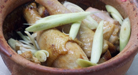 Gà kho tộ: No cơm vẫn thèm! - 4