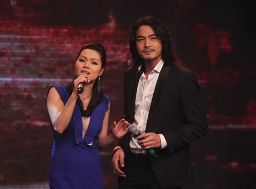 Ngọc Anh hờ hững khoe ngực bên Ngọc Ngoan, Ca nhạc - MTV, Ngoc Anh, Ngoc Ngoan, Song Ngoc, sexy, vong 1, ho hung, goi cam, tai hop, ca si, tin tuc