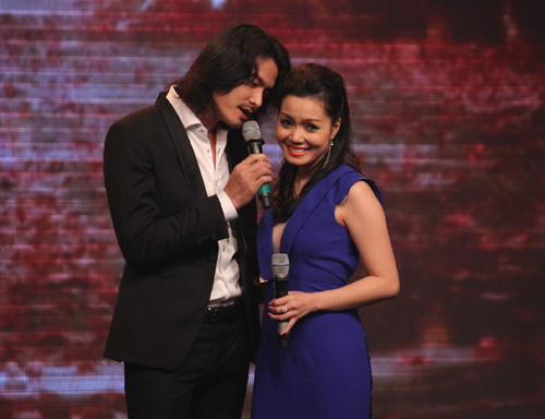 Ngọc Anh hờ hững khoe ngực bên Ngọc Ngoan, Ca nhạc - MTV, Ngoc Anh, Ngoc Ngoan, Song Ngoc, sexy, vong 1, ho hung, goi cam, tai hop, ca si, tin tuc