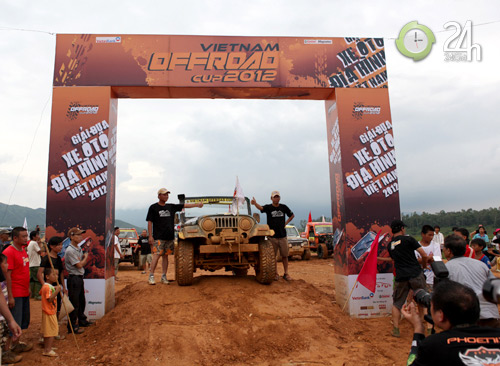 "Khốc liệt" giải đua xe ô tô địa hình Việt Nam 2012, Ô tô - Xe máy, off road, dua xe dia hinh, do xe, choi xe, dong mo, dia hinh