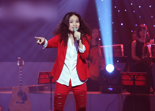 Người quen chào thua “ma mới”, Ca nhạc - MTV, bai hat viet 2012, bai hat viet, dong lan, ngoc luan, dinh manh ninh, ha okio, liveshow đầu tiên