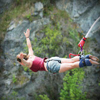 Chóng mặt 5 điểm nhảy Bungee cao nhất Á châu